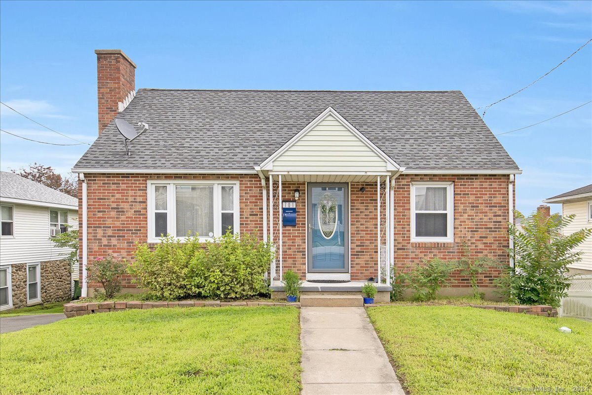 Highland Ave, Waterbury, CT 06708