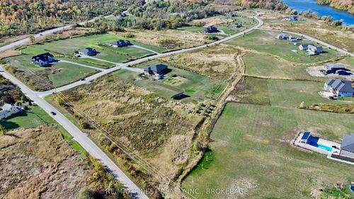 244 Mann Dr, Kingston, ON, K7L0G2 | Card Image