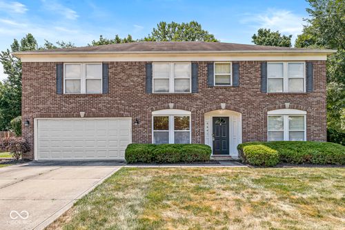 5641 Buck Dr, Noblesville, IN, 46062-8711 | Card Image