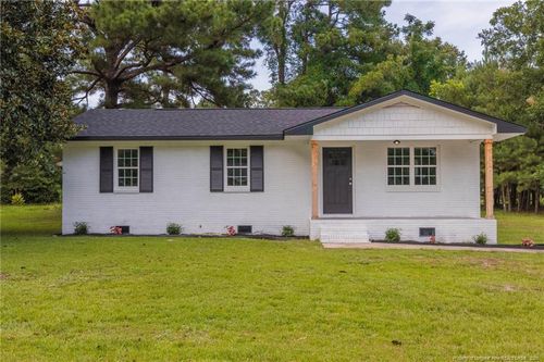 856 Pinewood Dr, Whiteville, NC, 28472-3810 | Card Image