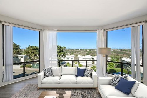 211-2930 Cowley Way, San Diego, CA, 92110-1127 | Card Image