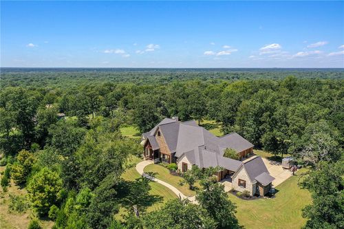 10682 Commonwealth Drive, Iola, TX, 77861 | Card Image