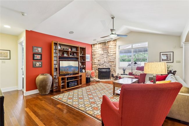 238 Berkeley Way, Condo with 3 bedrooms, 3 bathrooms and 2 parking in Monroeville PA | Image 8