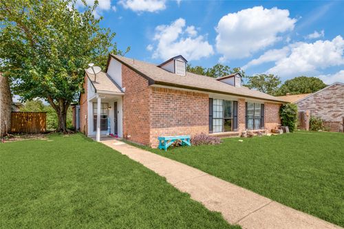 7037 Pineberry Rd, Dallas, TX, 75249-1342 | Card Image