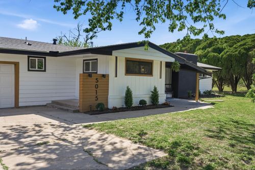 5015 W Douglas Ave, Wichita, KS, 67209 | Card Image