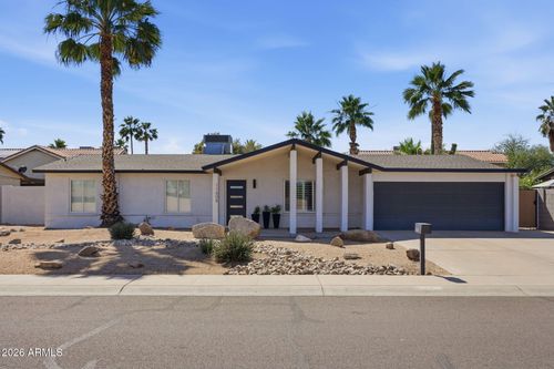 11608 N 32nd Pl, Phoenix, AZ, 85028-2001 | Card Image