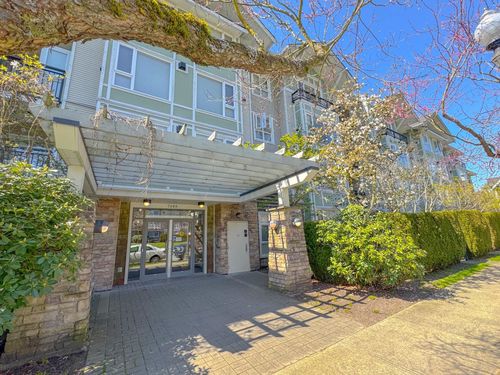 104-7089 Mont Royal Sq, Vancouver, BC, V5S4W6 | Card Image