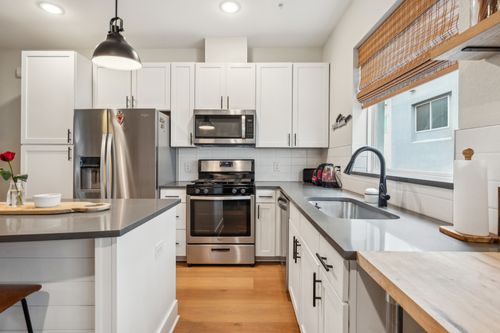 3104-2827 Manor Rd, Austin, TX, 78722-1751 | Card Image