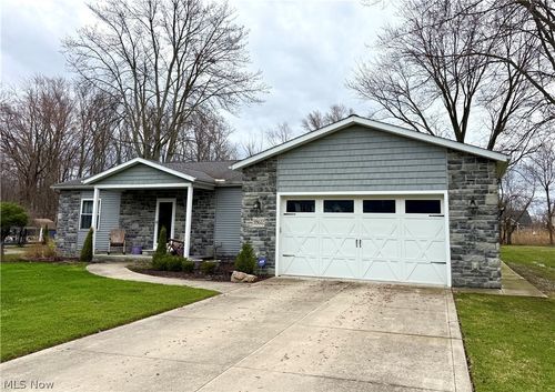 38612 Bell Rd, Willoughby, OH, 44094-7522 | Card Image