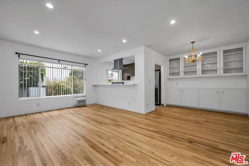1-149 S Hayworth Ave, Los Angeles, CA, 90048-3625 | Card Image
