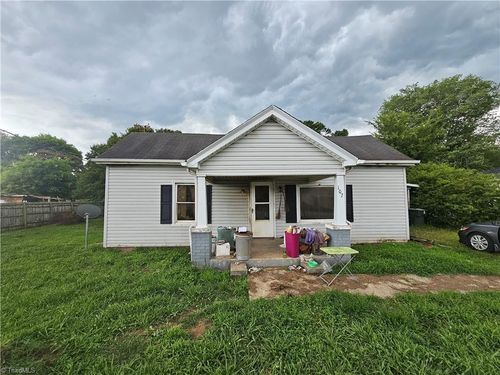 107 S High St, Eden, NC, 27288-4207 | Card Image