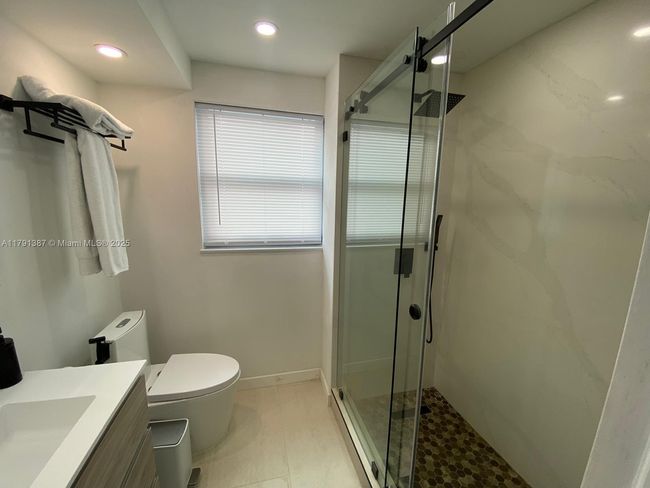 APT-906 - 1700 Nw North River Dr, Condo with 2 bedrooms, 2 bathrooms and null parking in Miami FL | Image 23
