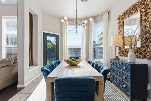 2537 Clearlake Dr, Grand Prairie, TX, 75054-6824 | Card Image