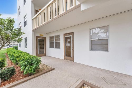 1071 Guildford D, Boca Raton, FL, 33434-2977 | Card Image