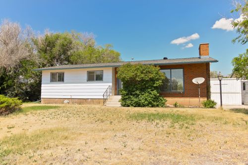 92 2nd Avenue N, Dunmore, AB, T1B0K3 | Card Image