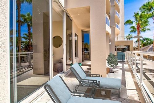 301-1300 Benjamin Franklin Dr, SARASOTA, FL, 34236-2211 | Card Image