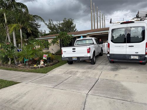 1821 Sw 50th Ave, Fort Lauderdale, FL, 33317-6121 | Card Image