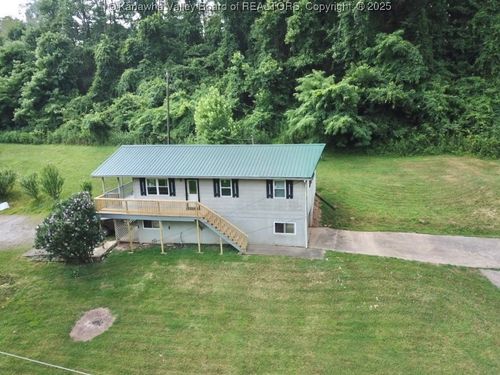 61 Sol Ln, Charleston, WV, 25312-9749 | Card Image