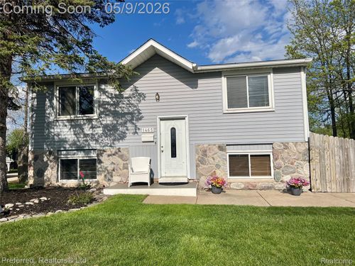 1465 S Norma St, Westland, MI, 48186-8077 | Card Image