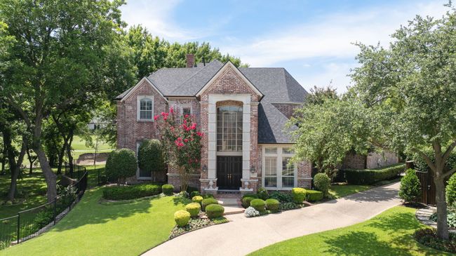 5613 Shady Elm Cir, House other with 4 bedrooms, 4 bathrooms and null parking in Plano TX | Image 39