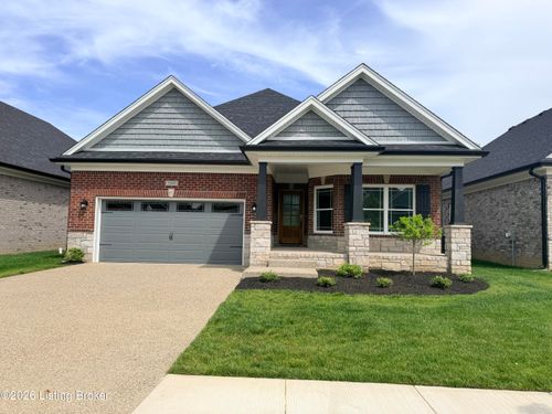 7509 Pavilion Park Rd, Louisville, KY, 40214-2001 | Card Image
