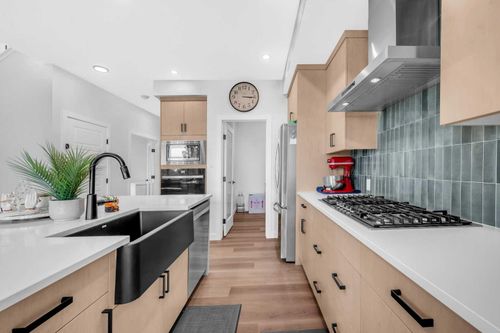 93 Legacy Reach Cres Se, Calgary, AB, T2X5A5 | Card Image