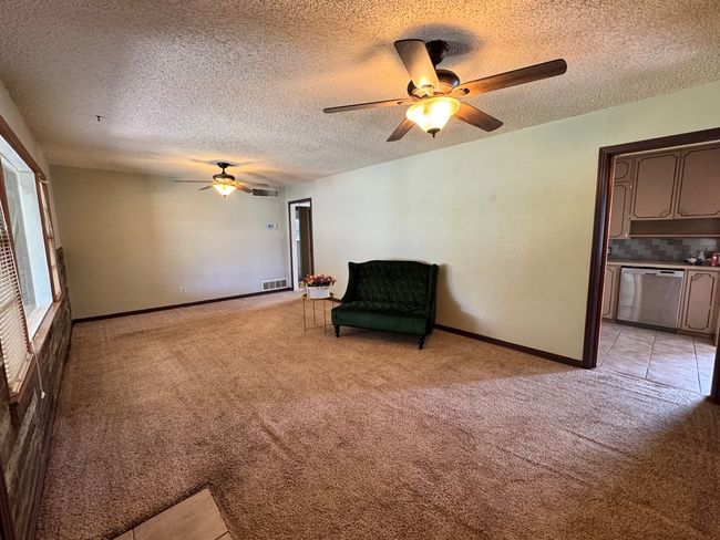 2203 40 Th St, House other with 3 bedrooms, 1 bathrooms and 2 parking in Snyder TX | Image 17