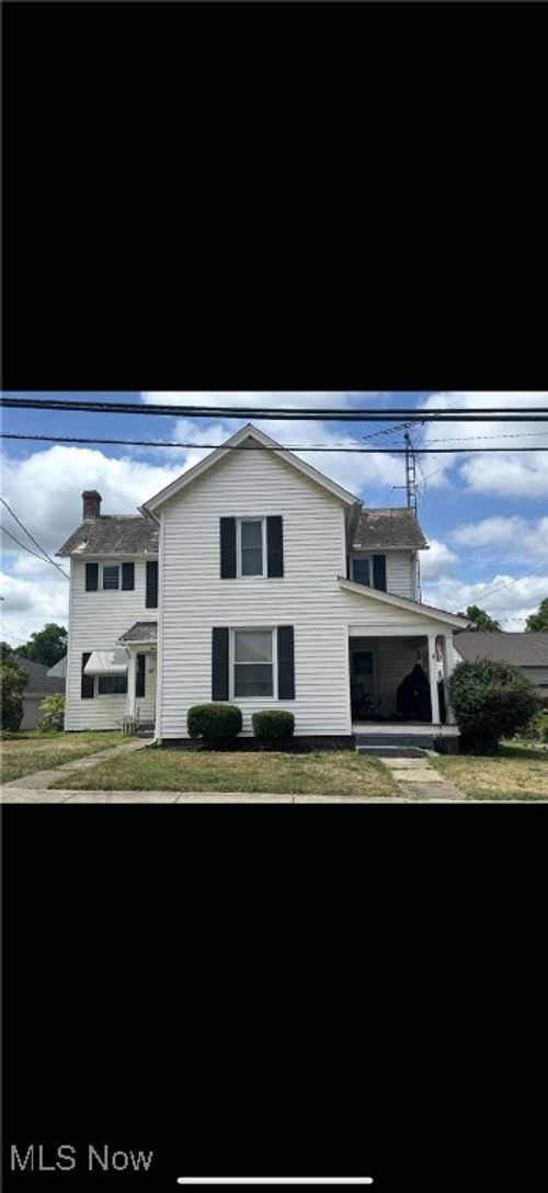 102 Murray Ave, Minerva, OH, 44657-1724 | Card Image