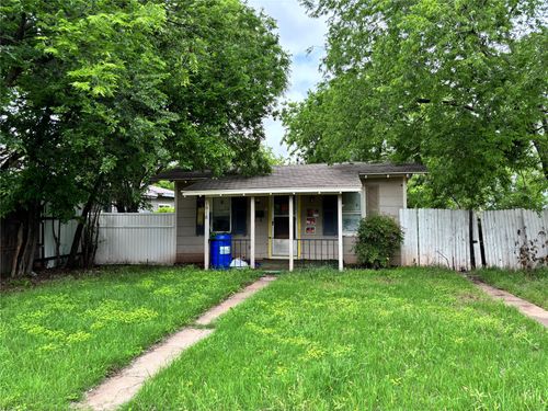 r-1918 6th St, Wichita Falls, TX, 76301-2124 | Card Image