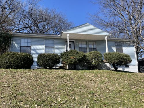 1011 9th Ave S, Nashville, TN, 37203-4729 | Card Image