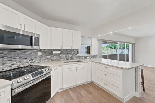 203-4 Greenway Village N, Royal Palm Beach, FL, 33411 | Card Image
