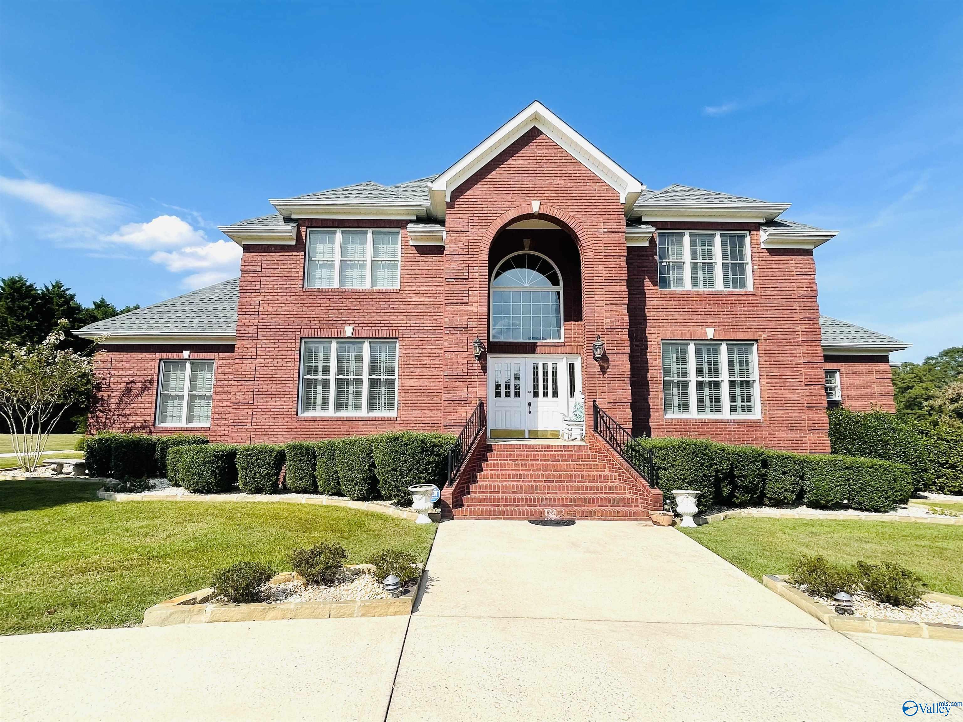 Villa Grande Dr, Albertville, AL 35950 #1