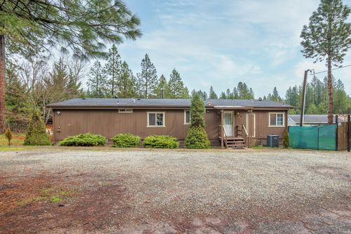 110 Pine Tree Way, Selma, OR, 97538-9733 | Card Image