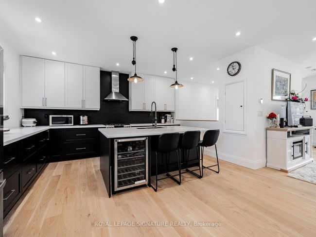 22 Yorkleigh Ave, House other with 6 bedrooms, 4 bathrooms and 4 parking in Etobicoke ON | Image 15