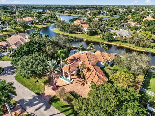 3520 Paddock Rd, Weston, FL, 33331-3521 | Card Image