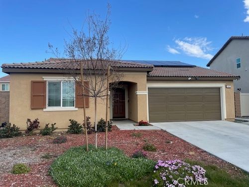 1425 Spirit St, Hemet, CA, 92543-7362 | Card Image