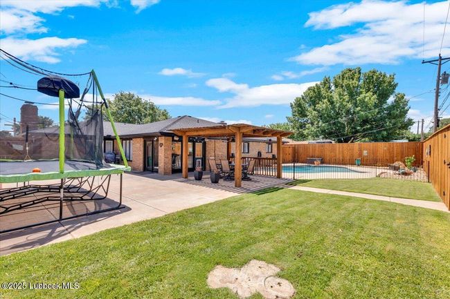 2022 Buffalo Dr, House other with 3 bedrooms, 2 bathrooms and null parking in Levelland TX | Image 32