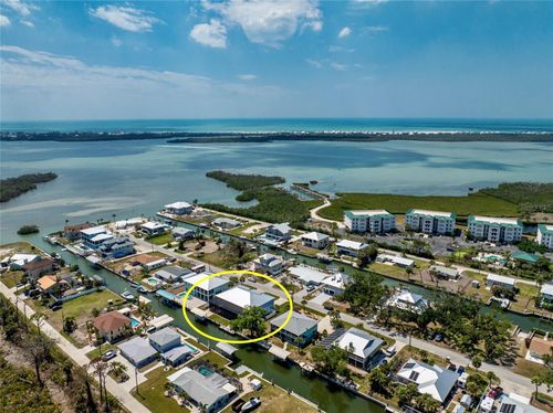 9240 Pine Cove Dr, ENGLEWOOD, FL, 34224-8927 | Card Image