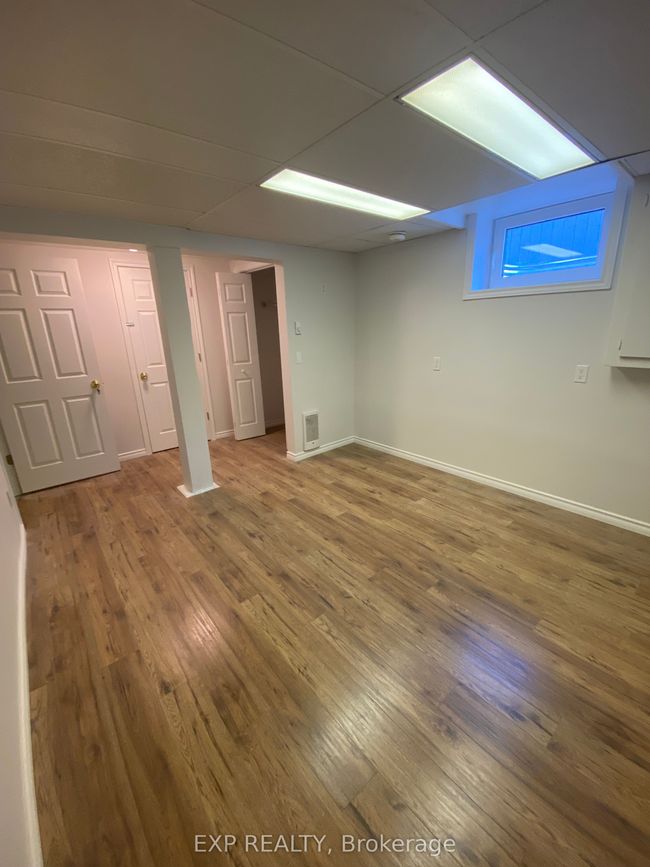 612 Romaine St, House other with 10 bedrooms, 5 bathrooms and 4 parking in Peterborough ON | Image 32