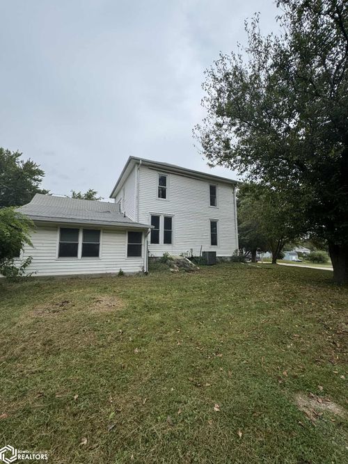 502 S West St, Bloomfield, IA, 52537-2113 | Card Image