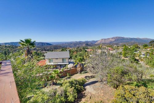 602 Starbright Ln, Alpine, CA, 91901-1419 | Card Image