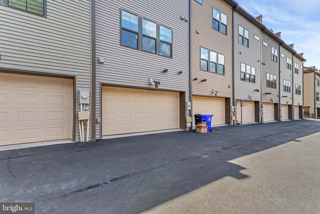 Residential Lease in ARLINGTON 4