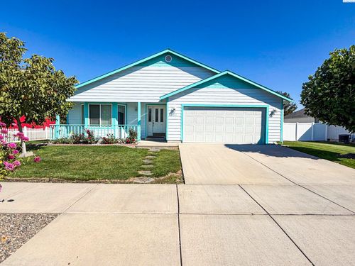 1612 Harvest Pl, Sunnyside, WA, 98944-2515 | Card Image