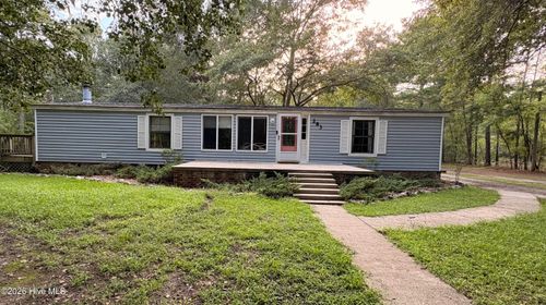 283 Hinson Lane, Richlands, NC, 28574 | Card Image