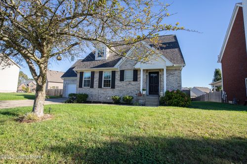 11305 Top Walnut Loop, Louisville, KY, 40229-2483 | Card Image