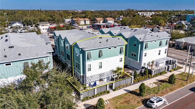 2819 1 St Ave S, Townhouse with 2 bedrooms, 4 bathrooms and null parking in SAINT PETERSBURG FL | Image 52