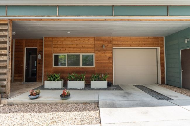 View of front entry and garage | Image 39