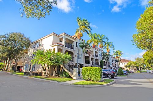 204-5860 W Sample Road, Coral Springs, FL, 33063 | Card Image