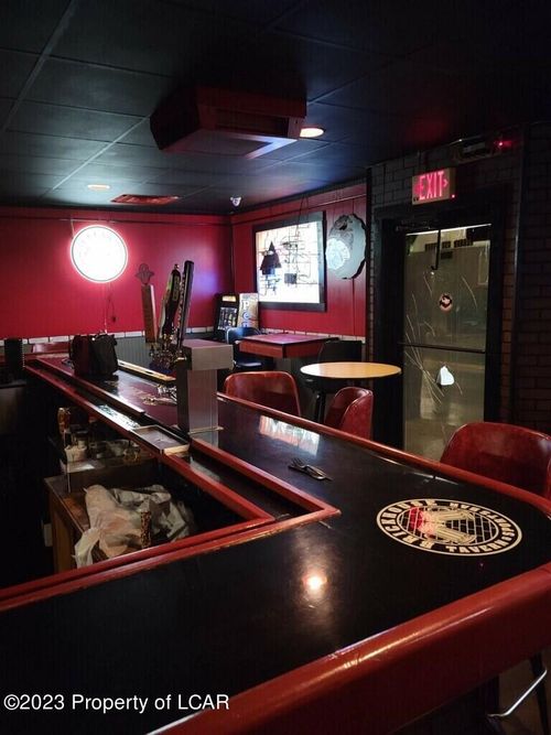 319 Main St, Dupont, PA, 18641-1448 | Card Image