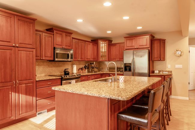 2166 Brenthaven Dr, House other with 4 bedrooms, 3 bathrooms and null parking in Bloomfield Hills MI | Image 12
